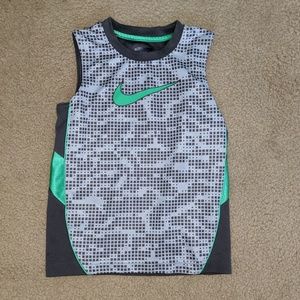 Nike dri fit boys tank EUC